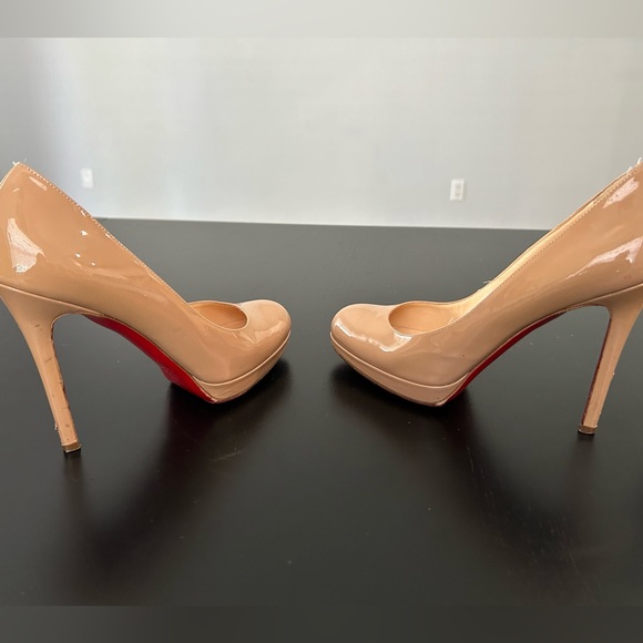 Christian Louboutin Nude Beige Heels - Picture 3 of 5
